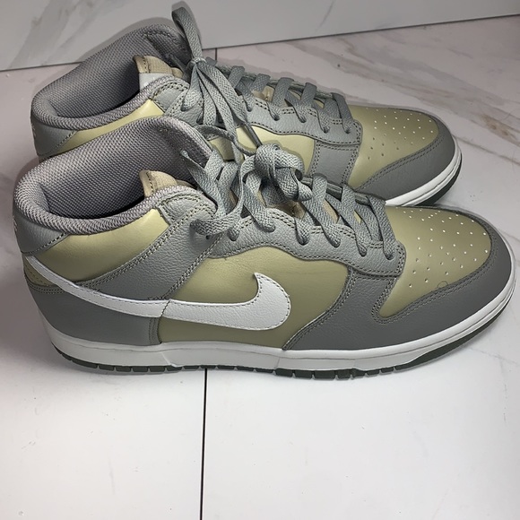 FJ4194-001 Nike Dunk Mid Dark Stucco (Men's) size 9 - Picture 4 of 8